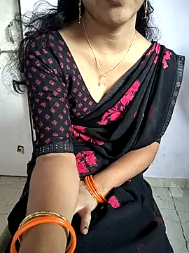 lovelygirl4567 online show from 11/04/25, 05:00