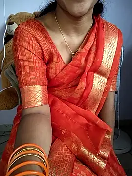 lovelygirl4567 online show from 11/18/25, 04:49