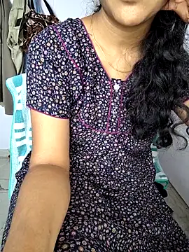 lovelygirl4567 online show from 11/30/25, 06:25