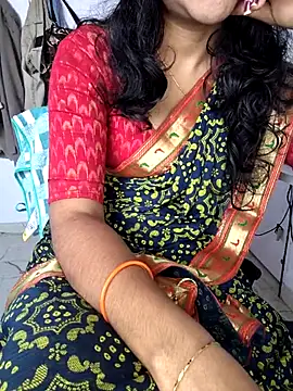 lovelygirl4567 online show from 12/01/25, 05:52