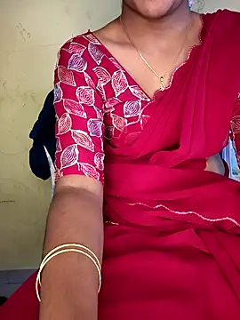 lovelygirl4567 online show from 10/25/25, 06:12