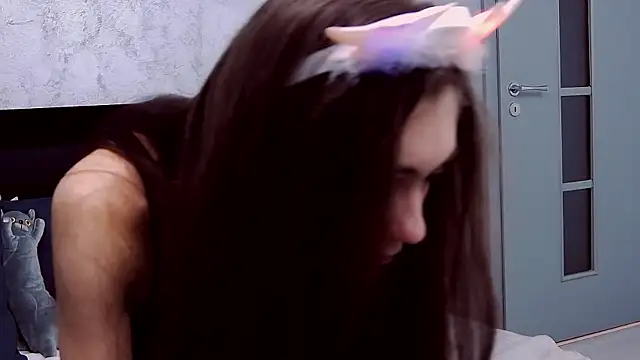 SamaraSinn online show from 10/24/25, 04:33