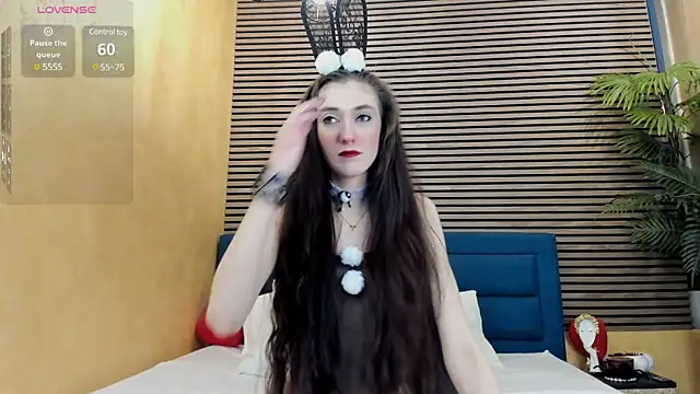 Snapshot of SamaraSinn chatting on 03/17/25, 05:34 SamaraSinn online show from 03/17/25, 05:34