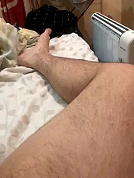 josueswvillaA1 online show from 12/17/25, 05:51