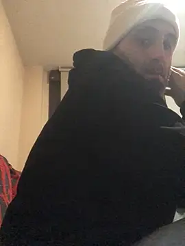 josueswvillaA1 online show from 11/21/25, 06:18