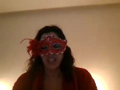 couple-tuga online show from 11/23/25, 10:09