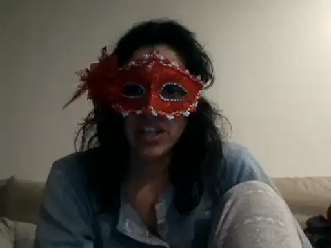 couple-tuga online show from 02/12/25, 09:33