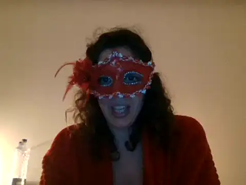 couple-tuga online show from 10/31/25, 11:33