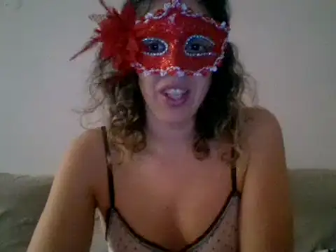 couple-tuga online show from 02/07/25, 11:24