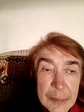 Snapshot of Irina5931 chatting on 01/03/25, 12:33 Irina5931 online show from 01/03/25, 12:33