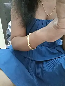 Tamil Vishalini online show from 07/12/26, 06:36