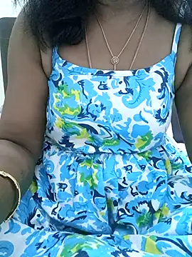 Snapshot of Tamil_Vishalini chatting on 09/25/25, 06:19 Tamil Vishalini online show from 09/25/25, 06:19