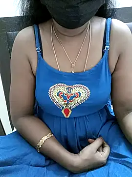 Snapshot of Tamil_Vishalini chatting on 02/28/25, 04:42 Tamil Vishalini online show from 02/28/25, 04:42