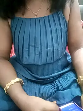 Snapshot of Tamil_Vishalini chatting on 10/08/25, 06:15 Tamil Vishalini online show from 10/08/25, 06:15