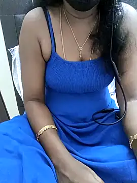 Snapshot of Tamil_Vishalini chatting on 02/20/25, 11:32 Tamil Vishalini online show from 02/20/25, 11:32