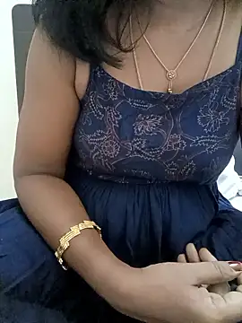 Snapshot of Tamil_Vishalini chatting on 09/24/25, 06:20 Tamil Vishalini online show from 09/24/25, 06:20