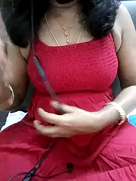Snapshot of Tamil_Vishalini chatting on 03/18/25, 04:17 Tamil Vishalini online show from 03/18/25, 04:17