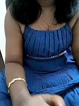 Snapshot of Tamil_Vishalini chatting on 10/08/25, 06:19 Tamil Vishalini online show from 10/08/25, 06:19