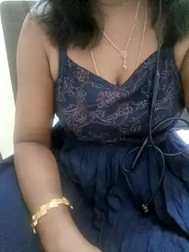 Snapshot of Tamil_Vishalini chatting on 09/28/25, 10:28 Tamil Vishalini online show from 09/28/25, 10:28