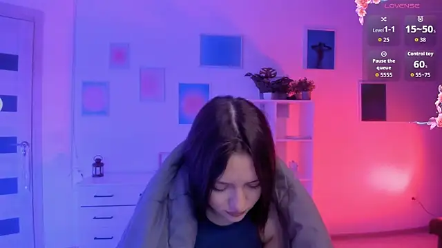 MiaVixxen online show from 12/18/25, 03:55