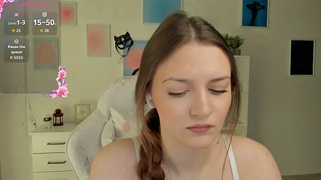 MiaVixxen online show from 12/01/25, 04:13