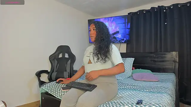 madisonbrunette online show from 10/14/25, 03:51