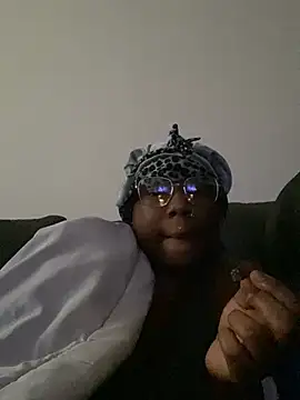 DamnBubbles online show from 01/21/25, 01:11