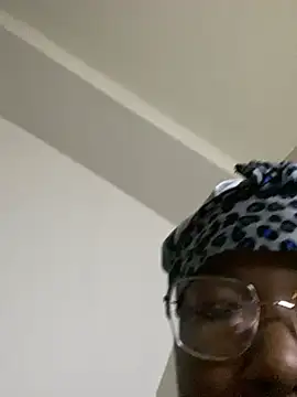 DamnBubbles online show from 01/16/25, 10:34