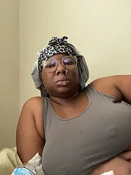 DamnBubbles online show from 03/15/25, 04:32