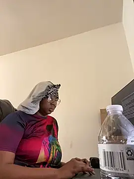 DamnBubbles online show from 02/10/25, 06:13