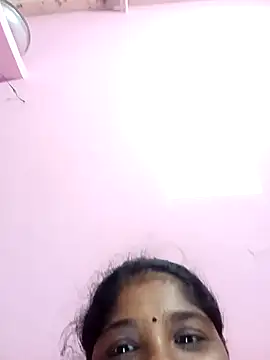 Remo0 online show from 10/06/25, 01:23