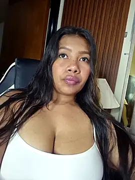 PaulaOrtiz 1 online show from 12/14/25, 03:24