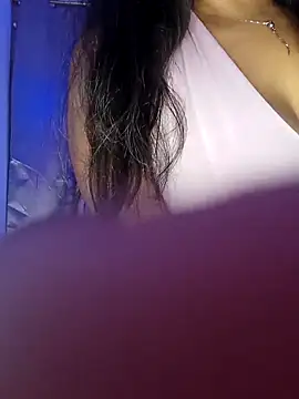 Snapshot of PaulaOrtiz_1 chatting on 03/10/25, 03:12 PaulaOrtiz 1 online show from 03/10/25, 03:12