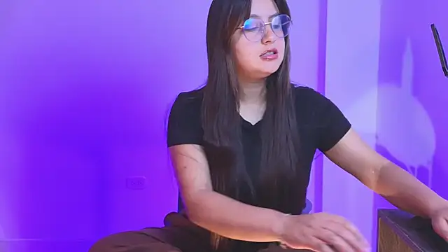 Gretta Hot online show from 11/05/25, 04:32