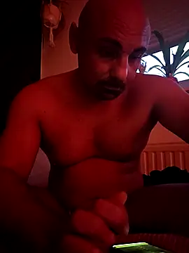 Snapshot of Insaneman1 chatting on 09/23/25, 04:58 Insaneman1 online show from 09/23/25, 04:58