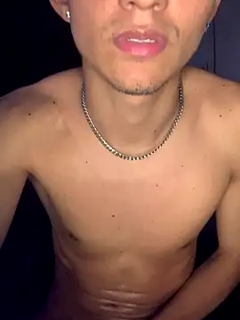 gabrielzinnnn085 online show from 10/26/25, 09:04