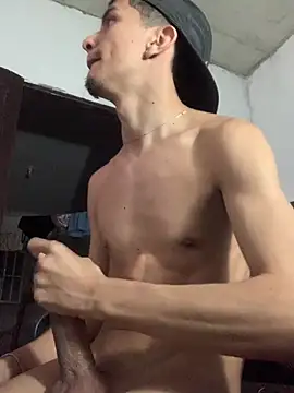gabrielzinnnn085 online show from 07/13/26, 09:47