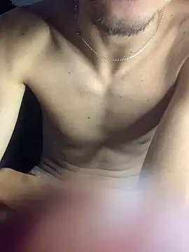 gabrielzinnnn085 online show from 04/02/26, 10:16