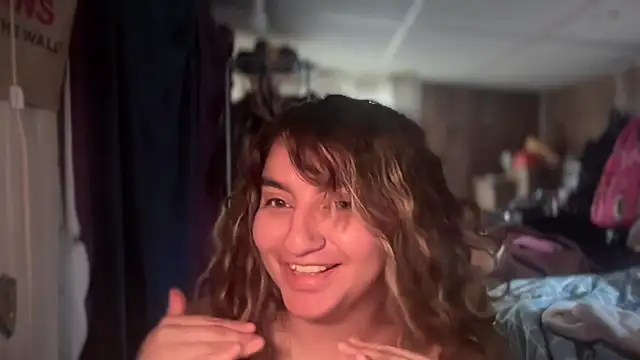 mamifresita online show from 11/11/25, 07:41