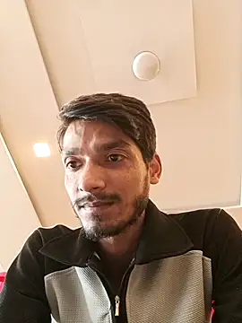 Snapshot of Tarun_0026 chatting on 09/29/25, 10:11 Tarun 0026 online show from 09/29/25, 10:11