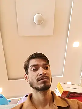 Snapshot of Tarun_0026 chatting on 09/28/25, 05:25 Tarun 0026 online show from 09/28/25, 05:25