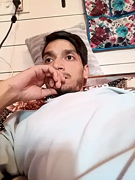 Snapshot of Tarun_0026 chatting on 09/15/25, 10:05 Tarun 0026 online show from 09/15/25, 10:05