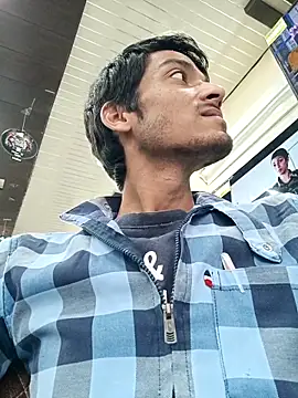 Snapshot of Tarun_0026 chatting on 03/09/25, 11:47 Tarun 0026 online show from 03/09/25, 11:47