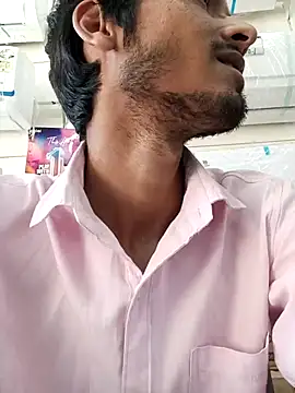 Snapshot of Tarun_0026 chatting on 03/23/25, 06:05 Tarun 0026 online show from 03/23/25, 06:05