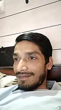 Snapshot of Tarun_0026 chatting on 03/07/25, 03:18 Tarun 0026 online show from 03/07/25, 03:18