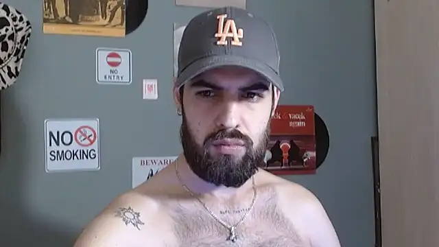 Snapshot of HairyRobxxx chatting on 02/26/26, 08:20 HairyRobxxx online show from 02/26/26, 08:20