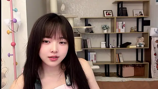 Chenjing0 online show from 10/31/25, 02:52