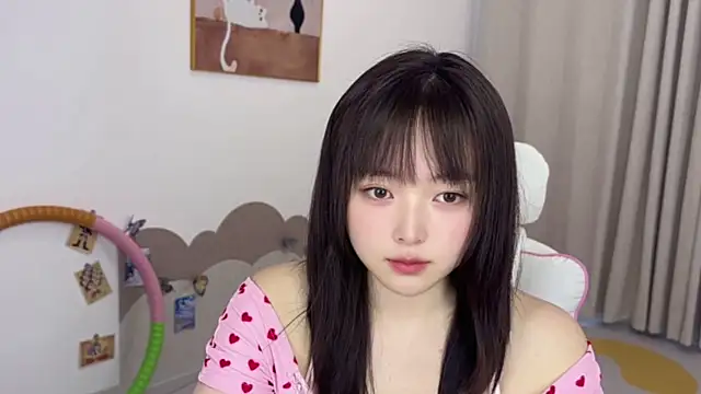 Chenjing0 online show from 04/11/26, 07:45