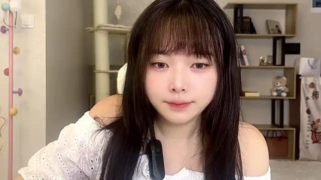 Chenjing0 online show from 10/15/25, 02:54