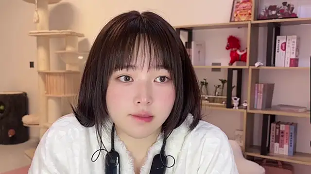 Chenjing0 online show from 03/24/26, 12:38